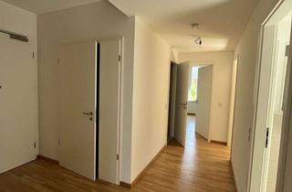Wohnung mieten in Lichtburgring, 13355 Wedding, Moderne 3-Zimmerwohnung mit Einbauküche und Balkon direkt am Mauerpark