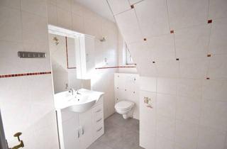 Wohnung mieten in Soester Strasse 11, 45307 Kray, Großzügige 5-Zimmer-Wohnung, WG-geeignet