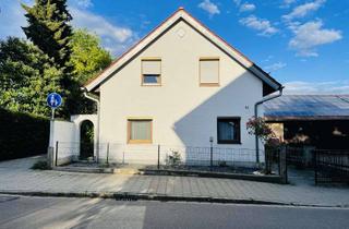 Wohnung mieten in Heinrichstraße 51, 93080 Pentling, Großzügige Maisonette-Wohnung mit Kamin, zwei Balkonen & Gartenanteil