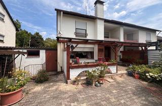 Doppelhaushälfte kaufen in 74336 Brackenheim, Doppelhaushälfte in Brackenheim mit schönem Garten zu verkaufen!