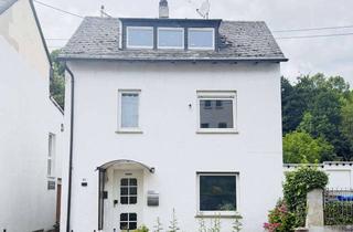 Einfamilienhaus kaufen in 56077 Niederberg, Gemütliches Einfamilienhaus mit Garten und vielseitigem Entwicklungspotenzial