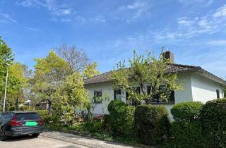 Haus kaufen in 55296 Gau-Bischofsheim, Freistehender Winkelbungalow mit traumhaftem Garten in ruhiger Seitenstraße