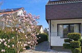 Haus kaufen in 71254 Ditzingen, DITZINGEN - SONNIGE DHH IN RUHIGER LAGE, SOFORTIGER BEZUG MÖGLICH, PV MIT SPEICHER, WALLBOX, EBK.