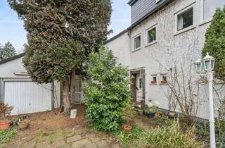 Villa kaufen in 40724 Hilden, Historisches Juwel in Hilden: Ehemals britische Offiziersvilla voller Stil und Charakter- 245m² Wfl.