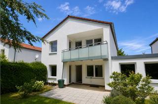 Einfamilienhaus kaufen in Krälerstraße, 82152 Krailling, Freistehendes, renoviertes Einfamilienhaus in Krailling