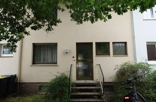 Haus kaufen in 49356 Diepholz, *** Renovierungsbedürftiges Reihenmittelhaus mit Garage in Diepholz zu verkaufen***