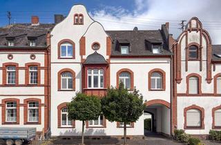 Haus kaufen in 56294 Münstermaifeld, Charmantes - kernsaniertes Dreifamilienhaus mit langfristigen Renditeperspektiven