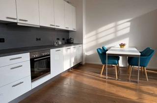 Wohnung mieten in Sophie-Charlotten-Straße 115 B, 14059 Charlottenburg, Teilmöblierte 2-Zimmer-Wohnung mit Südbalkon