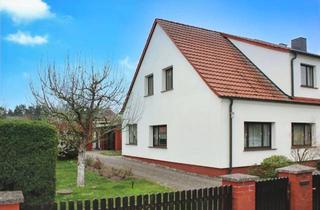 Doppelhaushälfte kaufen in 16244 Schorfheide, Charmante, kernsanierte Doppelhaushälfte mit Doppelgarage vor den Toren Eberswaldes