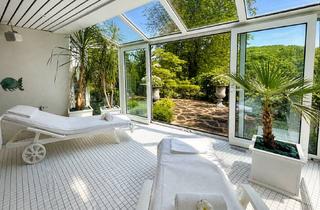 Villa kaufen in 51503 Rösrath, Exklusive Villa in traumhafter Waldlage