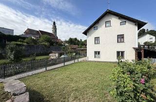 Haus kaufen in 84529 Tittmoning, Haus mit Geschichte, Charme und Garten – idyllisch am Bach, mit großem Potenzial!