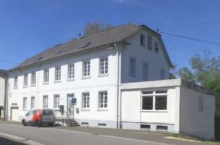 Anlageobjekt in 66625 Nohfelden, Historisches Wohn- u. Geschäftshaus mit Garten - teilvermietet - Nohfelden