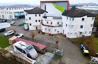 Gewerbeimmobilie kaufen in 61267 Neu-Anspach, Renditestarkes Gewerbeobjekt mit 10 kleine Büroflächen + 1 Wohneinheit