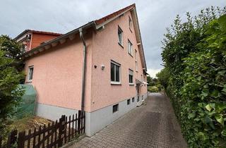 Wohnung kaufen in 63165 Mühlheim, Attraktive Eigentumswohnung mit Garage und Balkon