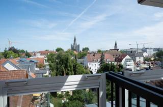 Wohnung kaufen in 78462 Konstanz, „Lichtdurchflutetes Dachgeschoss mit Charme und Panoramablick über Konstanz“