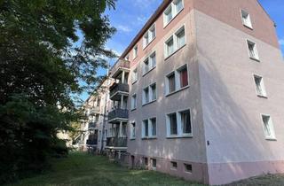Anlageobjekt in 06369 Weißandt-Gölzau, Familienfreundliches Wohnen: Vielseitiges Mehrfamilienhaus mit Balkon und Keller