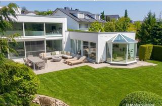 Villa kaufen in 61381 Friedrichsdorf, VON POLL - FRIEDRICHSDORF: Exklusive Bauhaus-Villa mit Blick auf den Hardtwald