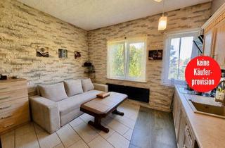Wohnung kaufen in 17322 Grambow, HORN IMMOBILIEN ++ Einraumwohnung im Obergeschoss in Grambow – renoviert und mit Blick ins Grüne