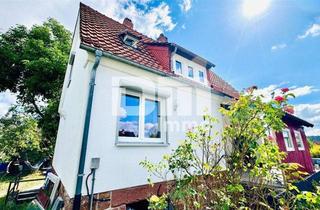 Einfamilienhaus kaufen in 34613 Schwalmstadt, Kernsaniertes Einfamilienhaus mit Doppelgarage, großem Garten und Home-Office-Oase