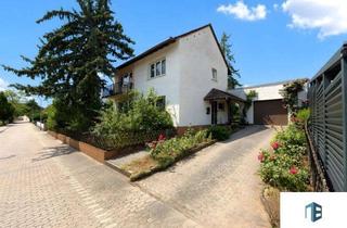 Einfamilienhaus kaufen in 55545 Bad Kreuznach, Massivbau mit Potenzial in ruhiger, bevorzugter Lage: Einfamilienhaus mit Garten & Garage