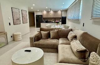 Wohnung kaufen in 42719 Solingen, Solingen - Exklusive Neubauwohnung | 99 qm | mit Küche | Überdachte Terasse