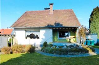 Einfamilienhaus kaufen in 63594 Hasselroth, Hasselroth - Vom Eigentümer EFH mit 2 Garagen und 589qm Süd-West Grundstück