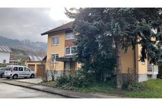 Haus kaufen in 79235 Vogtsburg, Vogtsburg im Kaiserstuhl - Attraktives 4-Familienhaus in Oberbergen am Kaiserstuhl - Teilwei