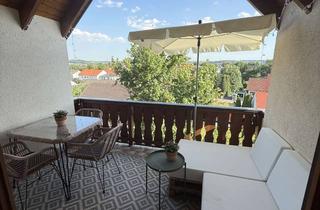 Wohnung kaufen in Amselwg, 86637 Wertingen, Moderne Wohnung mit Balkon, Garage & Keller - TOP Aussicht! SUPER GEPFLGT