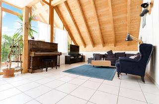 Wohnung kaufen in 84101 Obersüßbach, Großzügige 5-Zimmer-Maisonettewohnung mit ausgebautem Dachgeschoss und eigener Photovoltaikanlage