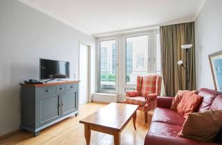 Wohnung kaufen in 10117 Mitte, Wohnen über den Dächern Berlins mit Blick auf den Fernsehturm, Concierge Service & TG-Stellplatz