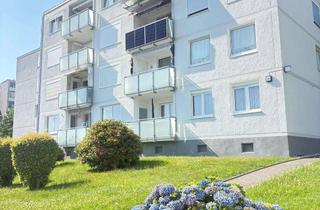 Wohnung kaufen in 51702 Bergneustadt, Sonnige 3,5-Zimmer-Dachgeschosswohnung mit Südbalkon, Garage und modernem Bad in ruhiger Lage