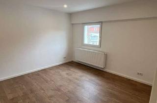 Wohnung kaufen in 92224 Amberg, RESERVIERT - Kernsanierte 3-Zi-Wohnung mit Klimaanlage, Stellplatz & Garten, provisionsfrei