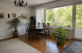 Wohnung kaufen in 82110 Germering, 2-Zimmer-Wohnung mit Balkon in Germering/Harthaus