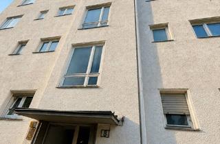 Wohnung kaufen in Brachvogelstraße, 10961 Kreuzberg, Charmante 2-Zimmer-Wohnung mit Balkon