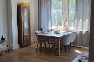 Wohnung kaufen in 45659 Recklinghausen, Viel Platz in Stadtnähe: 4-Zimmer-Wohnung in der Hohenzollernstraße mit Balkon und Garage