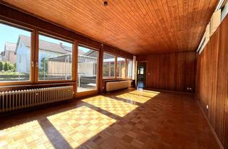 Wohnung kaufen in 75228 Ispringen, Ispringen: Bezugsfreie 3,5-Zimmer-Wohnung mit großer Terrasse & Garage