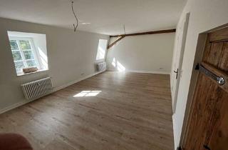 Wohnung mieten in 65307 Bad Schwalbach, Schöne, sanierte DG Wohnung (95m²) in zentraler Kurparklage