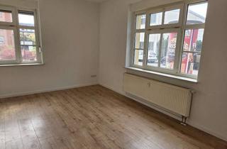 Wohnung mieten in Schillerstraße 12, 06667 Weißenfels, 2-Zimmerwohnung mit Dusche zu vermieten!