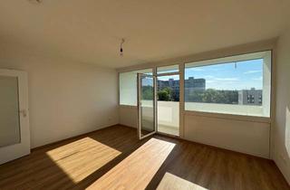 Wohnung mieten in Adolf-Baeyer-Damm 26, 81735 München, Schöne 1-Zimmer Wohnung mit sonnigem Westbalkon im 5. OG