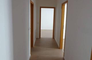 Wohnung mieten in Stadtring 15, 99610 Sömmerda, Schöne 3-Zimmer-Wohnung in beliebter Lage mit Balkon!
