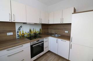 Wohnung mieten in Maxim-Gorki-Straße 44, 09599 Freiberg, Kochlöffel-Dirigent gesucht...3-RW mit Einbauküche, Wanne & Balkon!!!