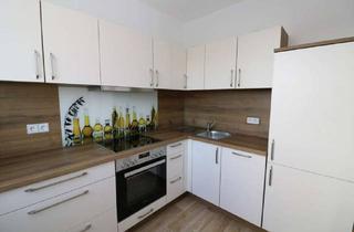 Wohnung mieten in Maxim-Gorki-Straße 44, 09599 Freiberg, Kochlöffel-Dirigent gesucht...3-RW mit Einbauküche, Wanne & Balkon!!!