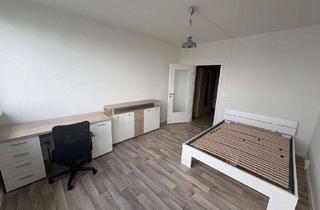 Wohnung mieten in Woldegker Straße 30, 17033 Katharinenviertel, Möblierte sanierte 1- Zimmer Wohnung - 0510 - Woldegker Straße 30