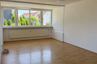 Wohnung mieten in Galgenhöhe, 93426 Roding, Alltagstaugliche 3-Zimmer-Wohnung in Roding