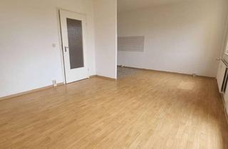 Wohnung mieten in Prager Straße 63, 39218 Schönebeck, 3-Zimmer-Wohnung mit Balkon und Aufzug sucht neue Mieter