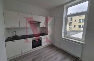 Wohnung mieten in Ulmenstraße 22a, 26384 Heppens, Renovierte 2 - Zimmer Wohnung in ruhiger Lage