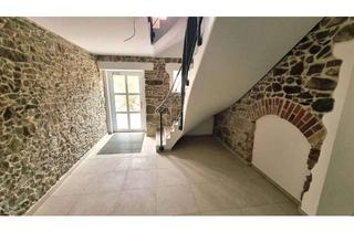 Wohnung mieten in Landstraße 14b, 04651 Bad Lausick, Hochwertige 3-R.-Dachgeschosswohnung im ruhigen Vierseitenhof
