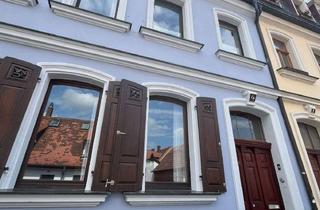 Wohnung mieten in 91052 Erlangen, 2-Zimmer-Altbauwohnung mit Balkon in Haus-WG im Zollhausviertel