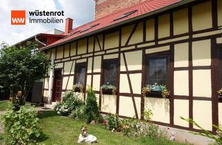 Doppelhaushälfte kaufen in 07806 Neustadt, Charmante Doppelhaushälfte mit Pool, Wärmepumpe und viel Platz für die Familie