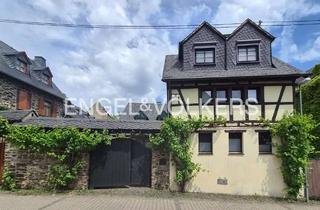 Haus kaufen in 56332 Lehmen, Besonderes Liebhaberobjekt: Fachwerkhaus mit ausgebauter Scheune